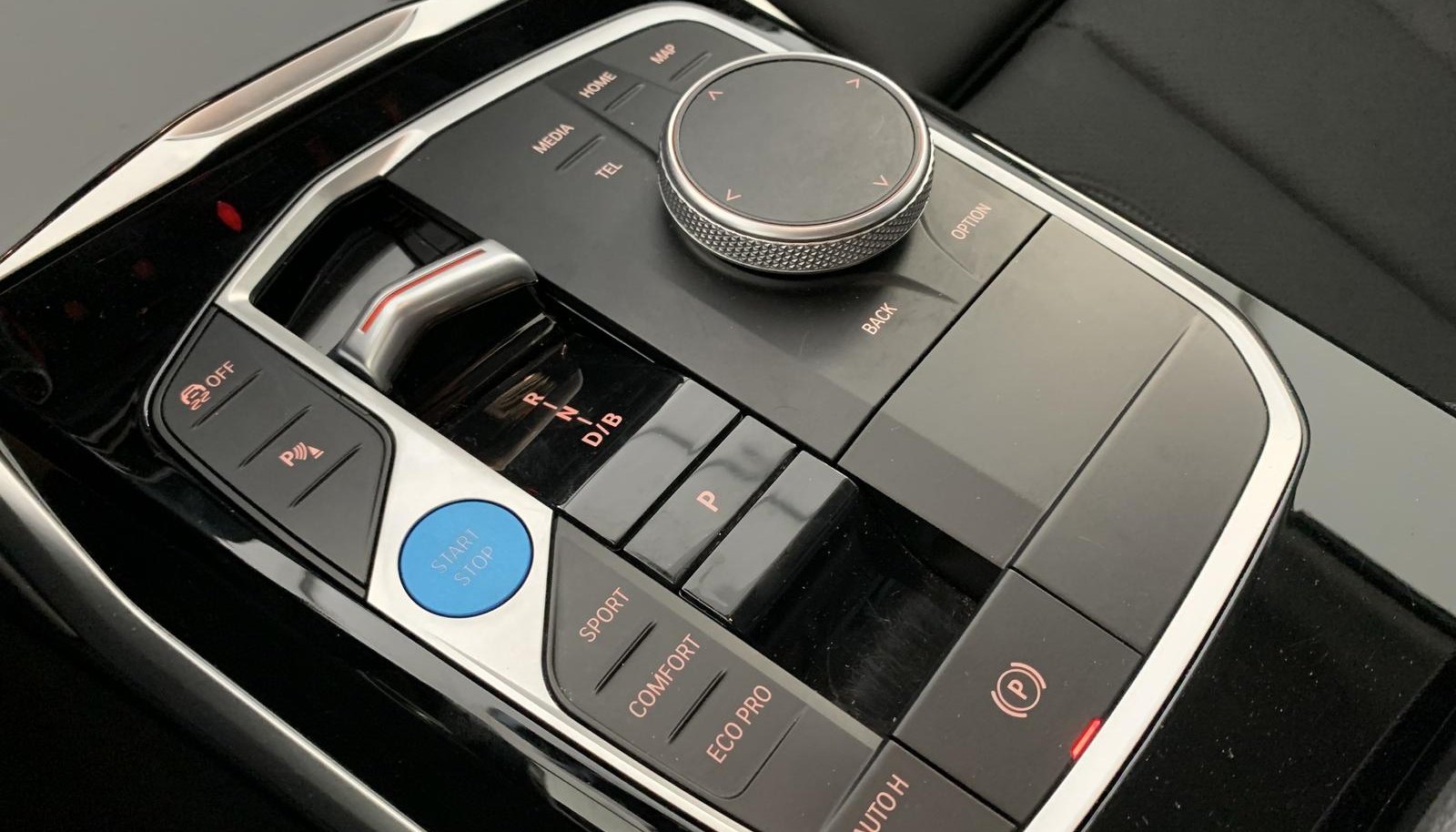 BMW i4 35 eDrive 10