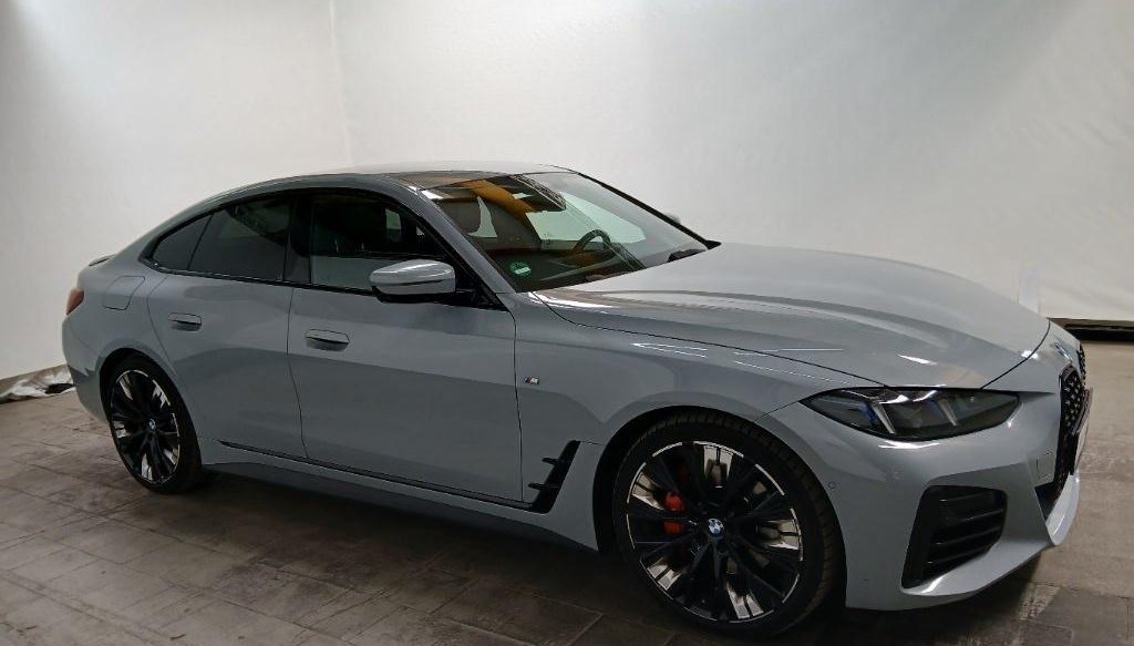 BMW 4 M Sport Pro 4