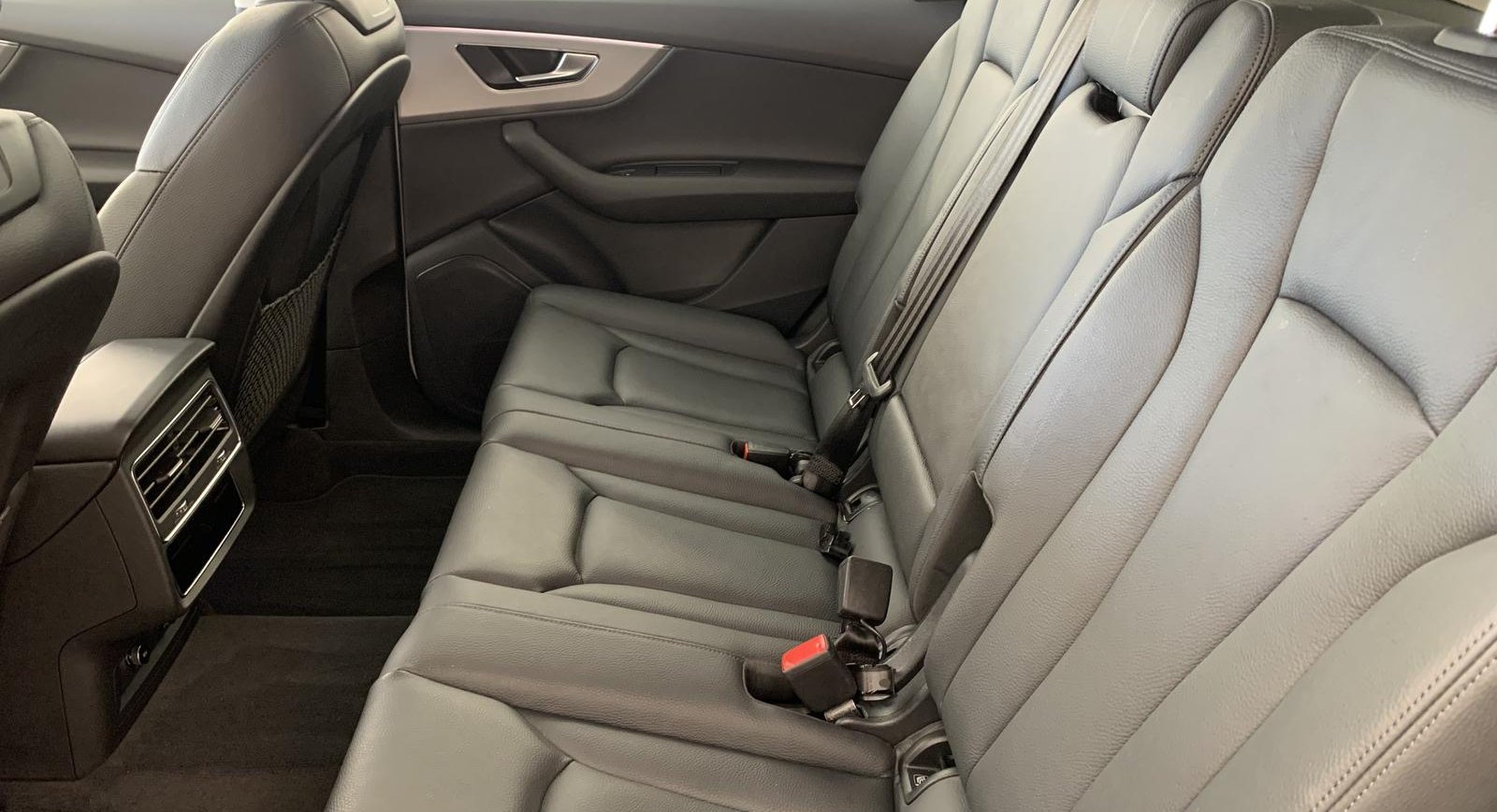 Audi Q7 50 TDI quattro 9