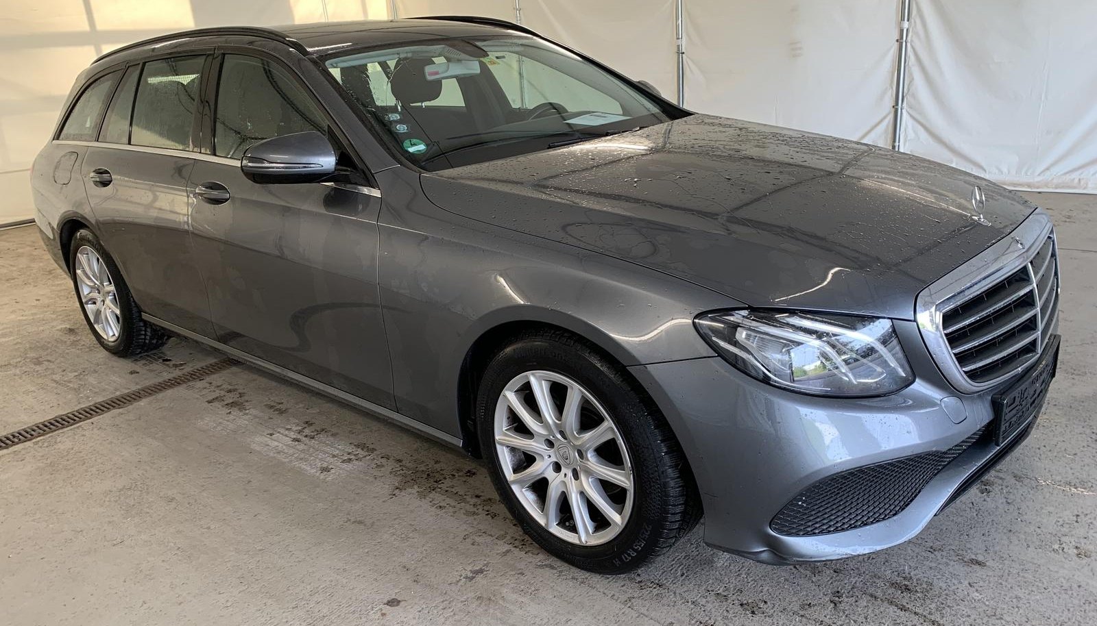 Mercedes-Benz E E 220 d 2