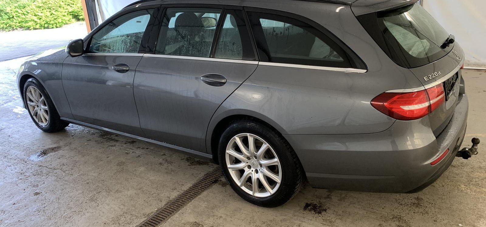 Mercedes-Benz E E 220 d 8