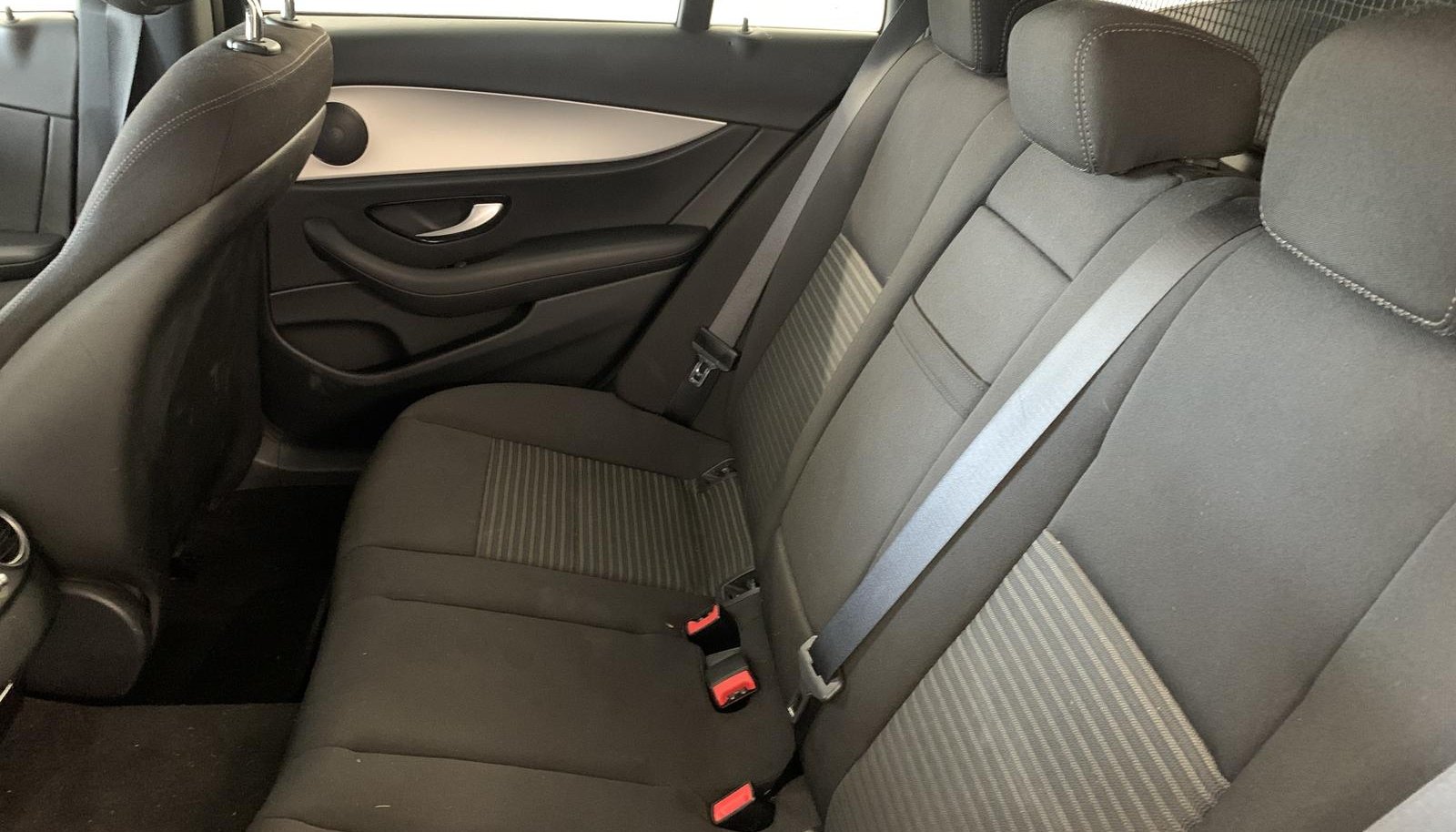 Mercedes-Benz E E 220 d 9