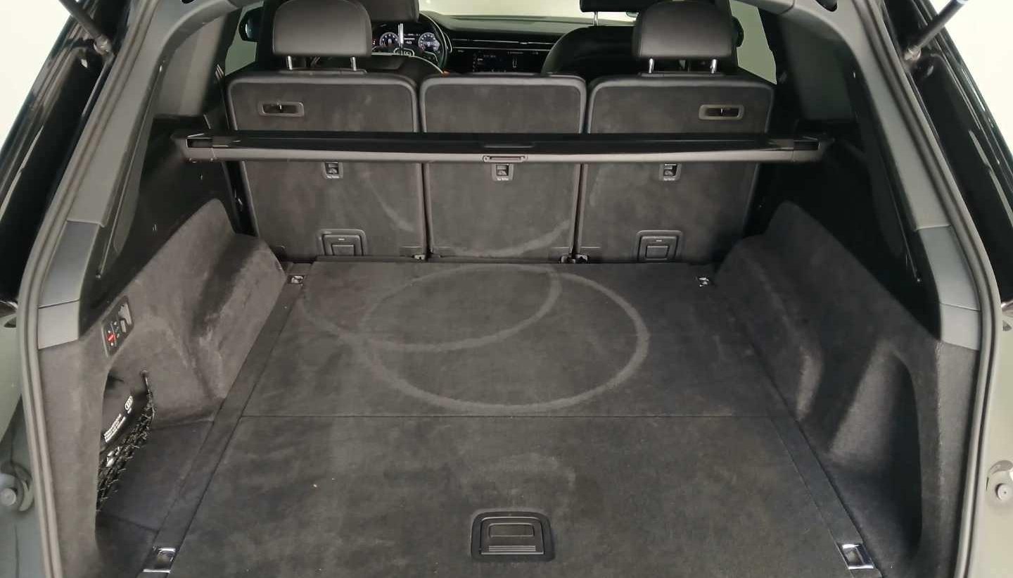 Audi Q7 S-Line 11