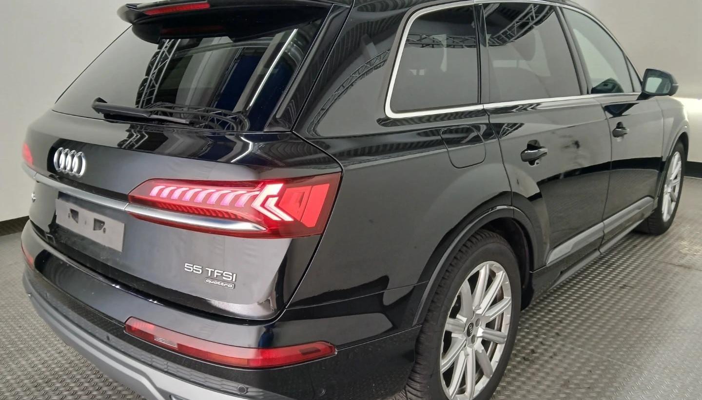 Audi Q7 S-Line 2
