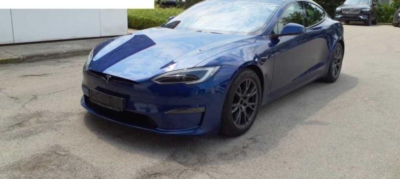 Tesla Model S Plaid