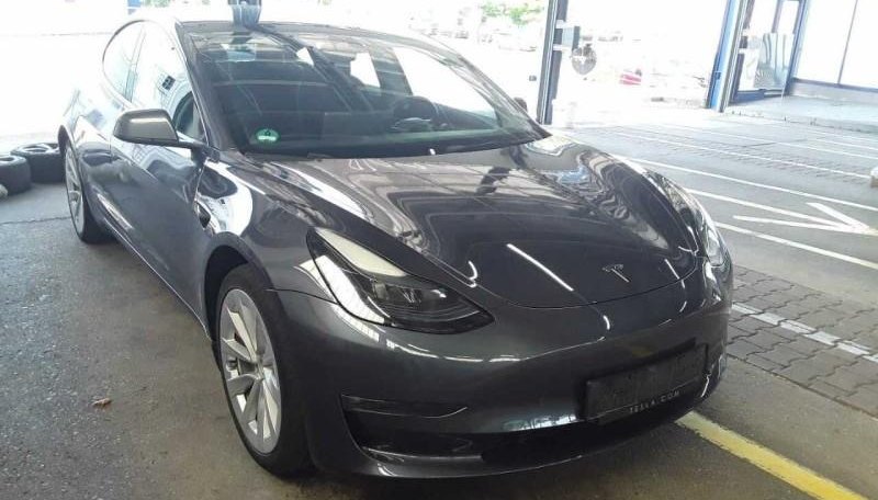 Tesla Model 3 Long Range Dual AWD 11