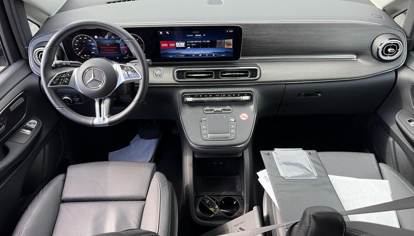 Mercedes-Benz V extralang AVANTGARDE 2
