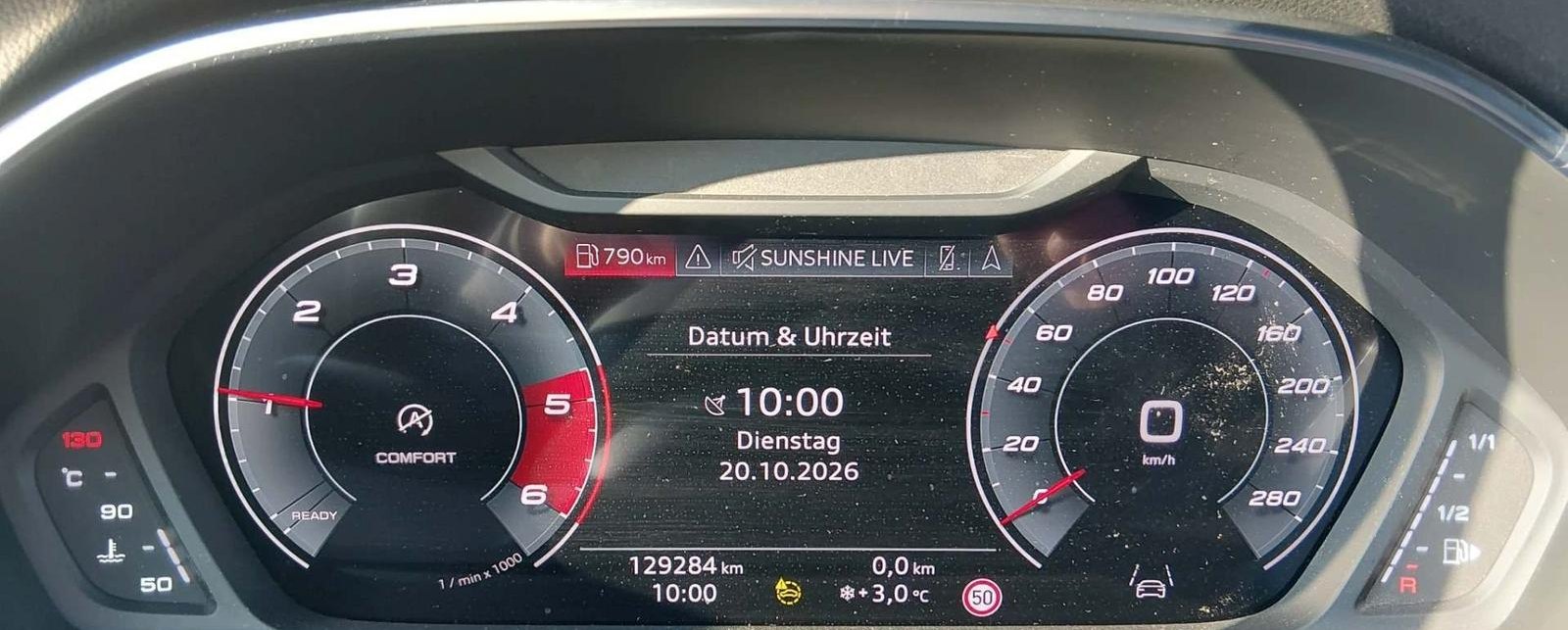 Audi Q3 35 TDI basis 11