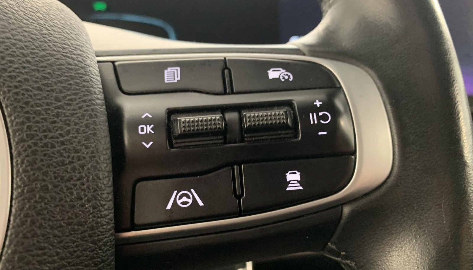 Kia Sportage Plug-in Hybrid 4WD 12