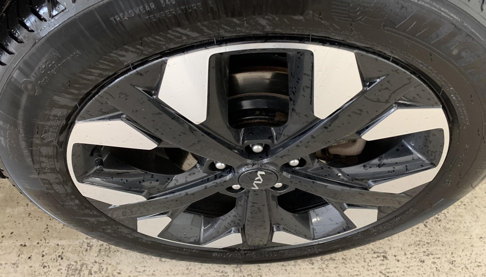 Kia Sportage Plug-in Hybrid 4WD 8