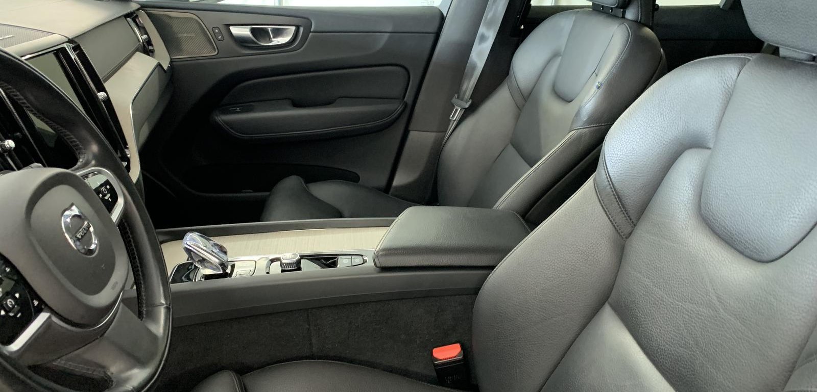 Volvo XC60 Inscription 2WD 10
