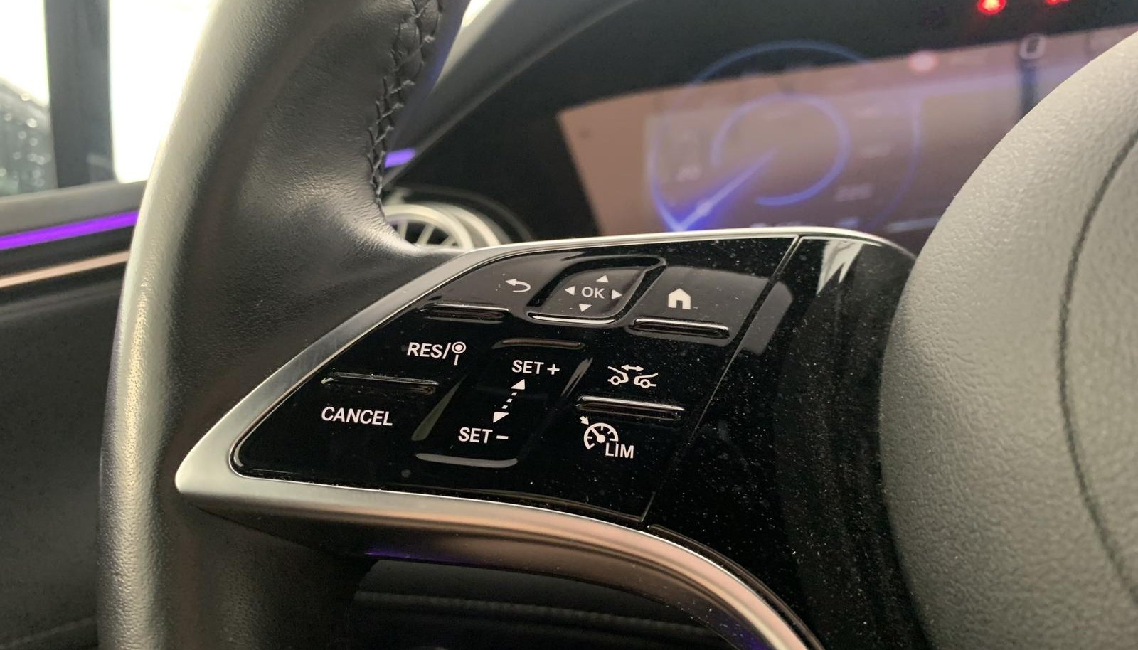 Mercedes-Benz EQS Avantgarde Interieur 8
