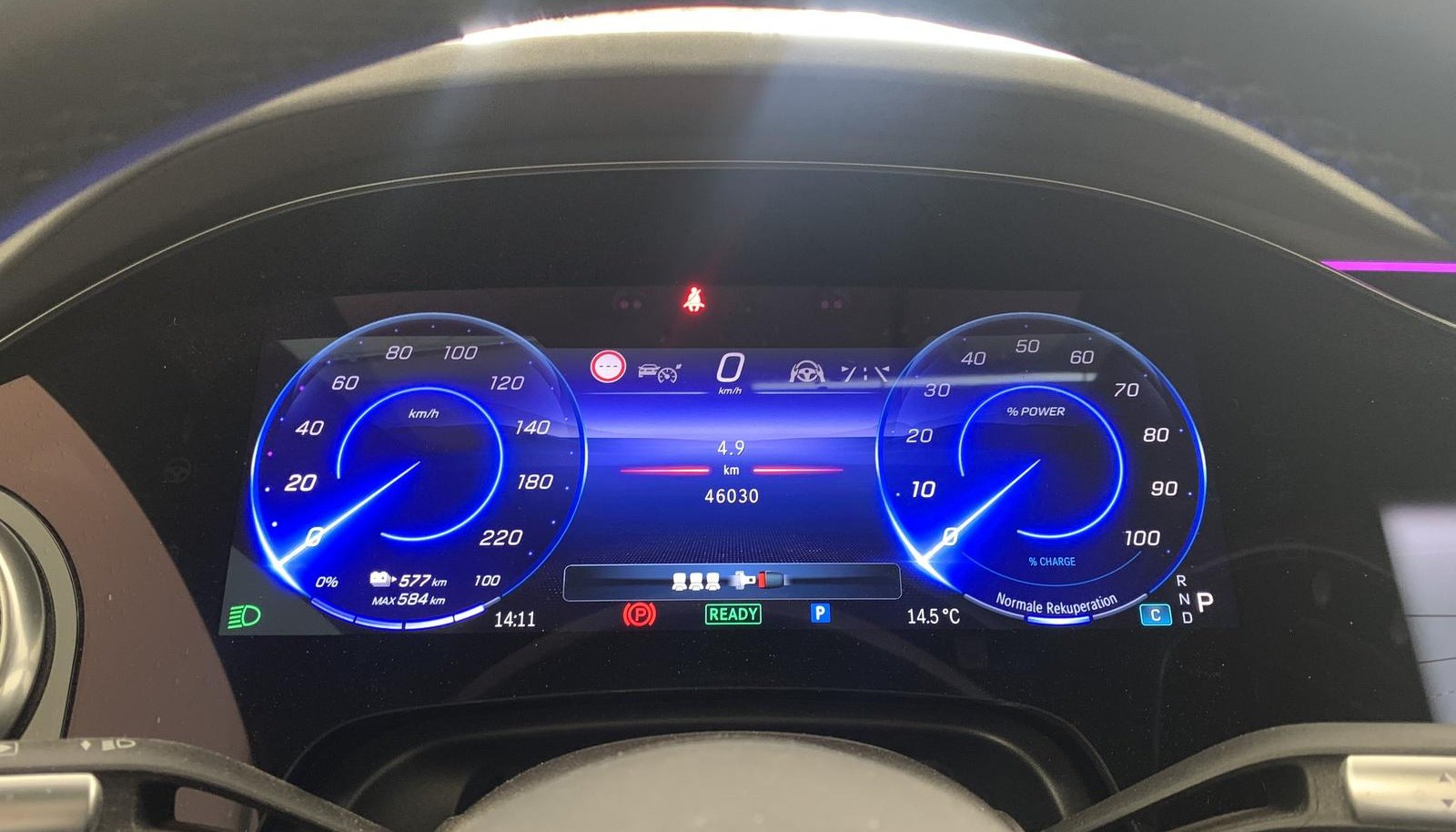 Mercedes-Benz EQS Avantgarde Interieur 9
