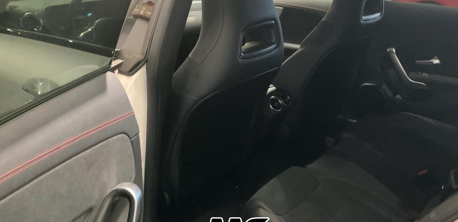Mercedes-Benz CLA AMG Line 6