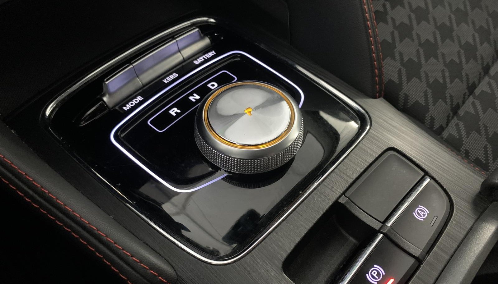 MG ZS Comfort 9