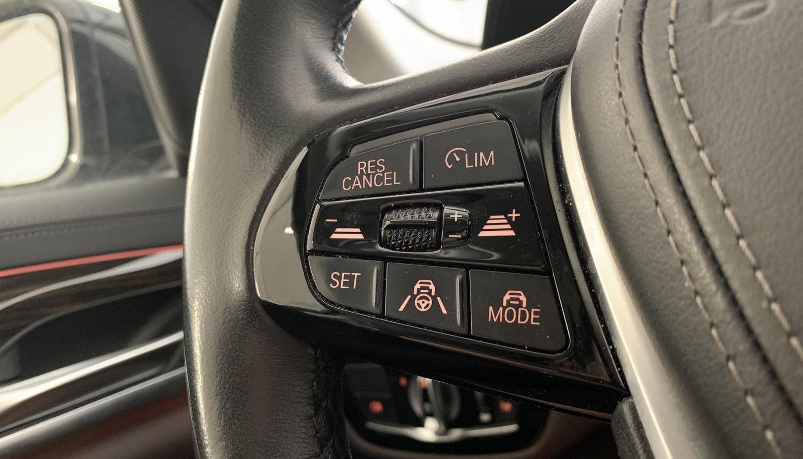 BMW 5 Luxury Line 12