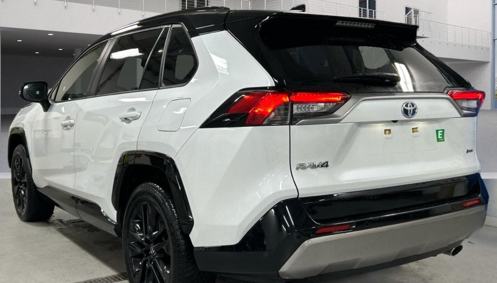 Toyota RAV Style 3