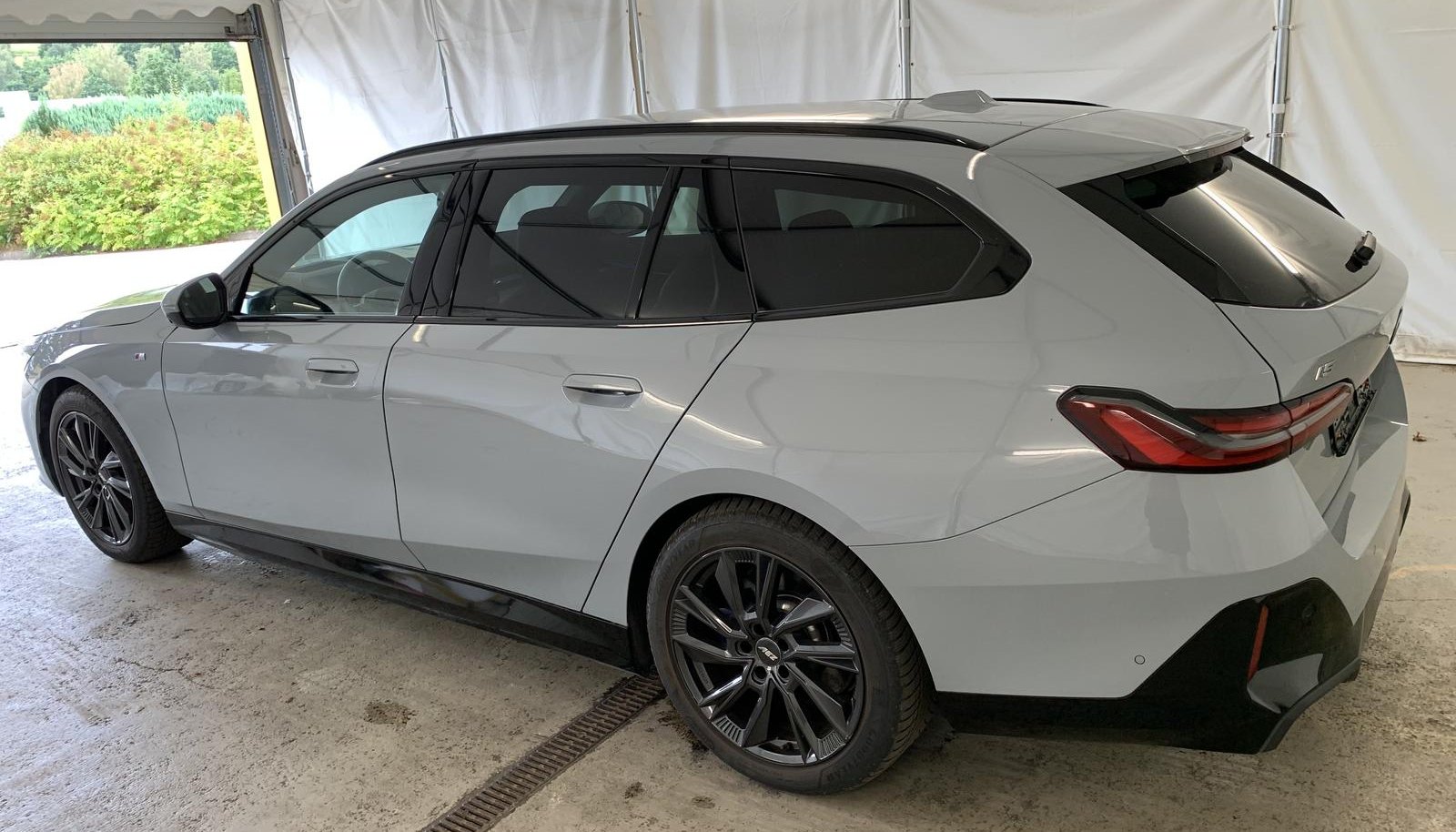BMW i5 M Sport Pro 6