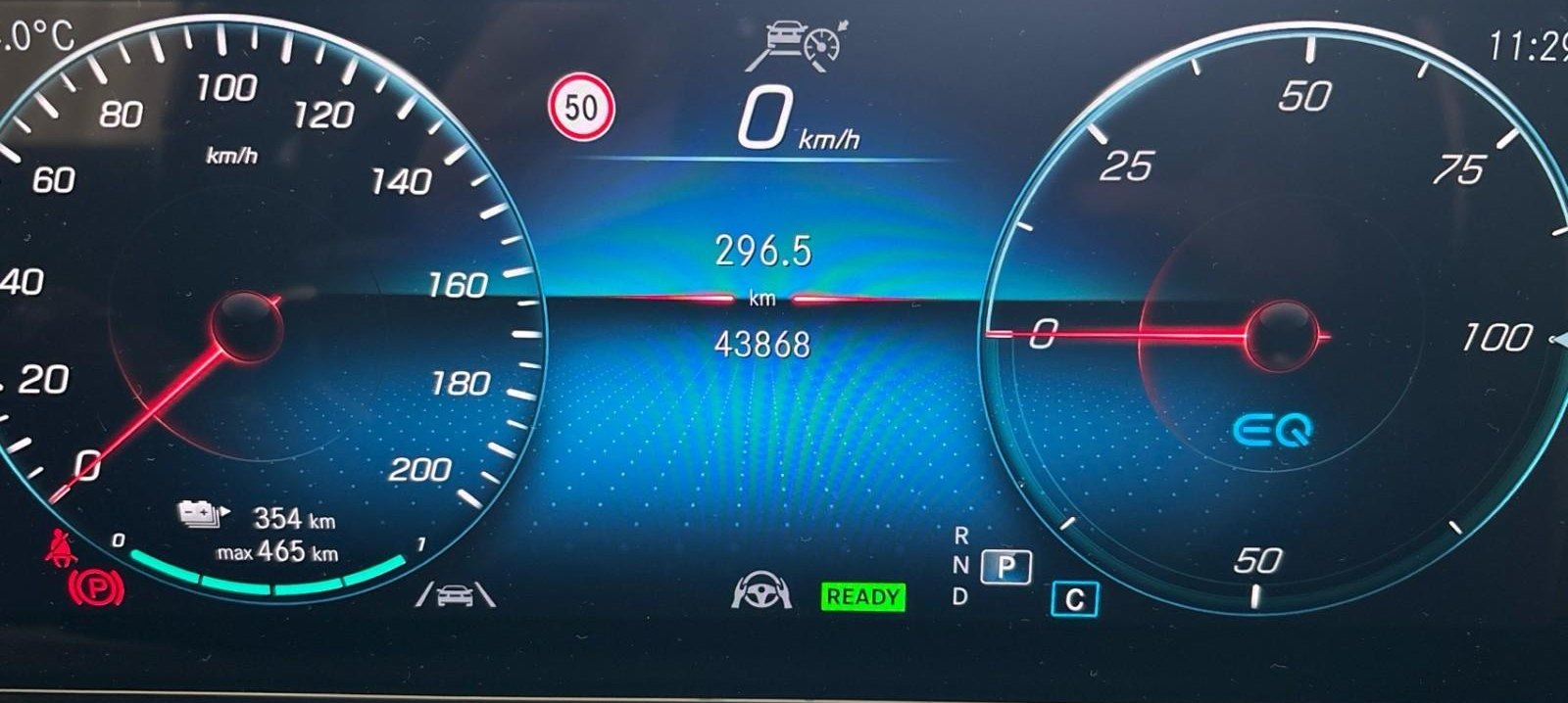 Mercedes-Benz EQB Electric Art 9