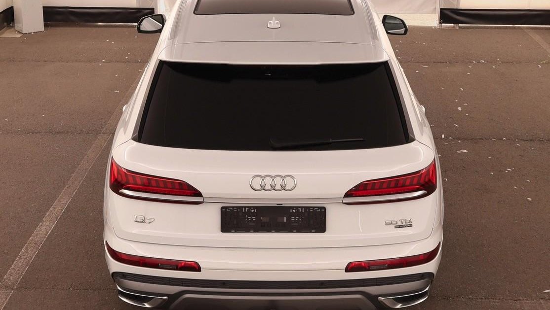 Audi Q7 50 TDI quattro S line 11
