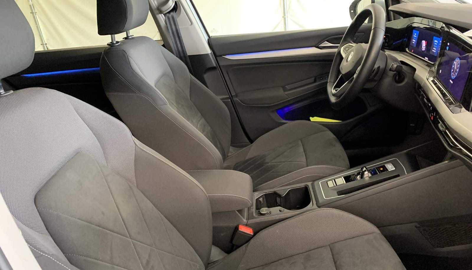 Volkswagen Golf Life 3