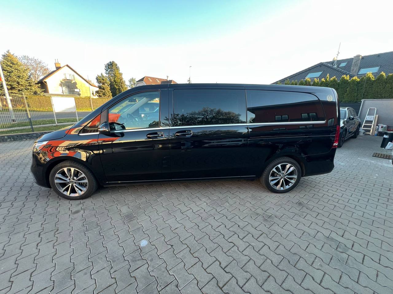 Mercedes V250 Extra Long 7