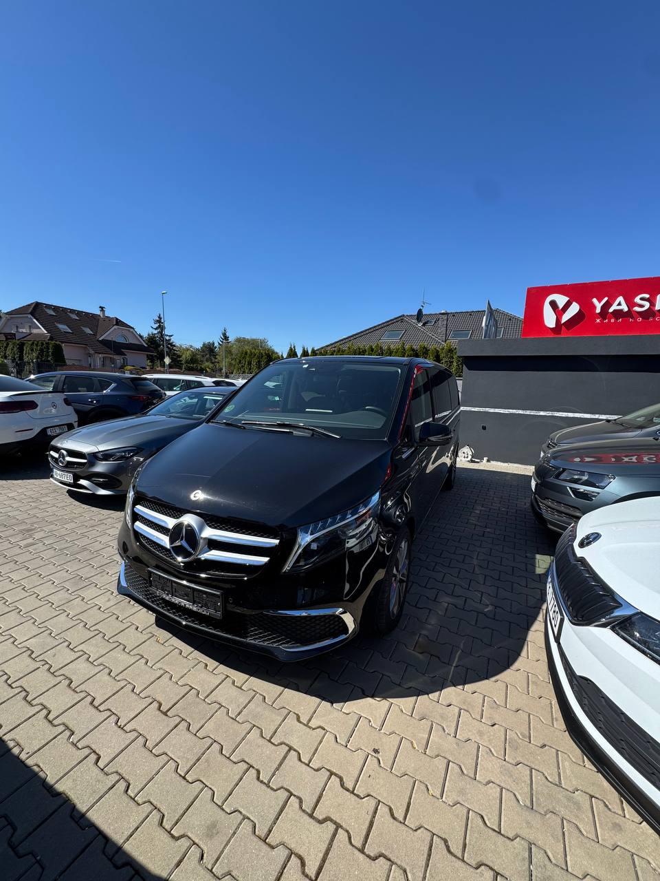 Mercedes V250 Extra Long 10