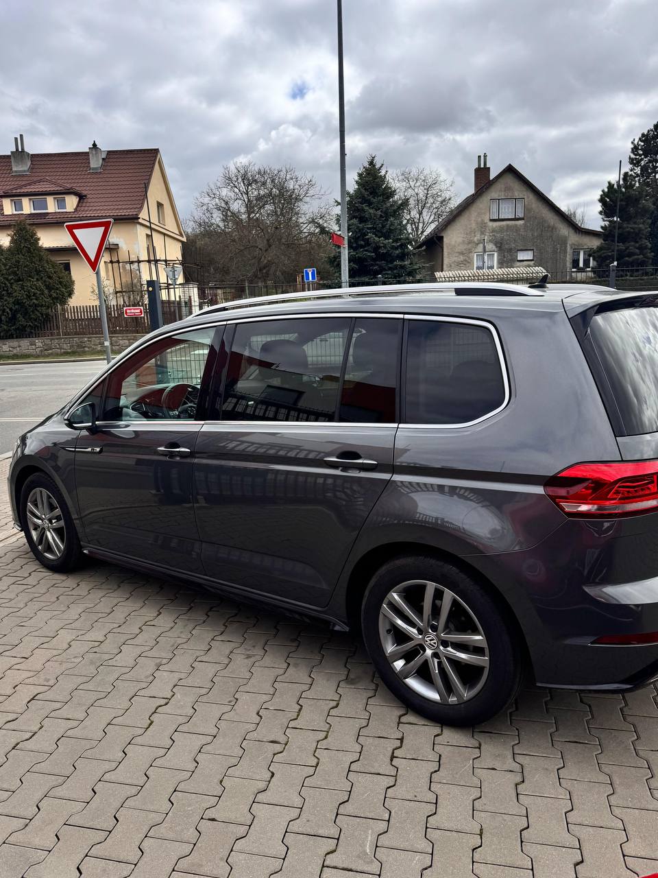 VW Touran R-line 6
