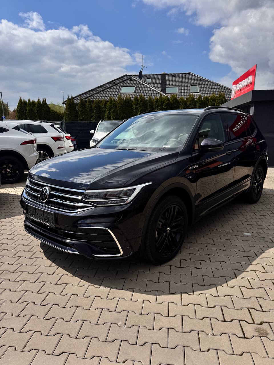 VW Tiguan R-line 2