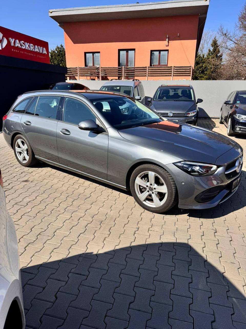 Mercedes C (mild hybrid) 3