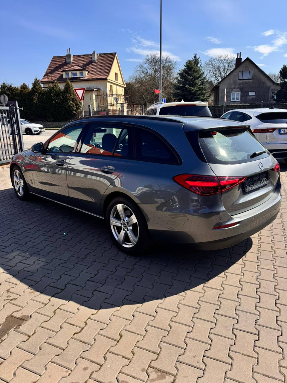 Mercedes C (mild hybrid) 4