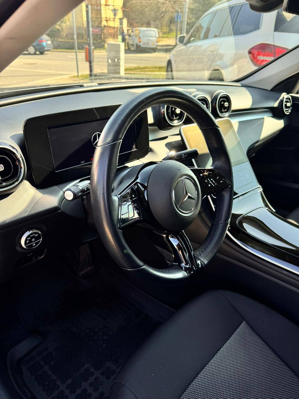 Mercedes C (mild hybrid) 10