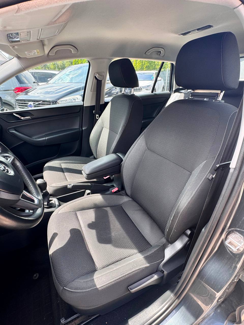 Skoda Rapid 2015 9