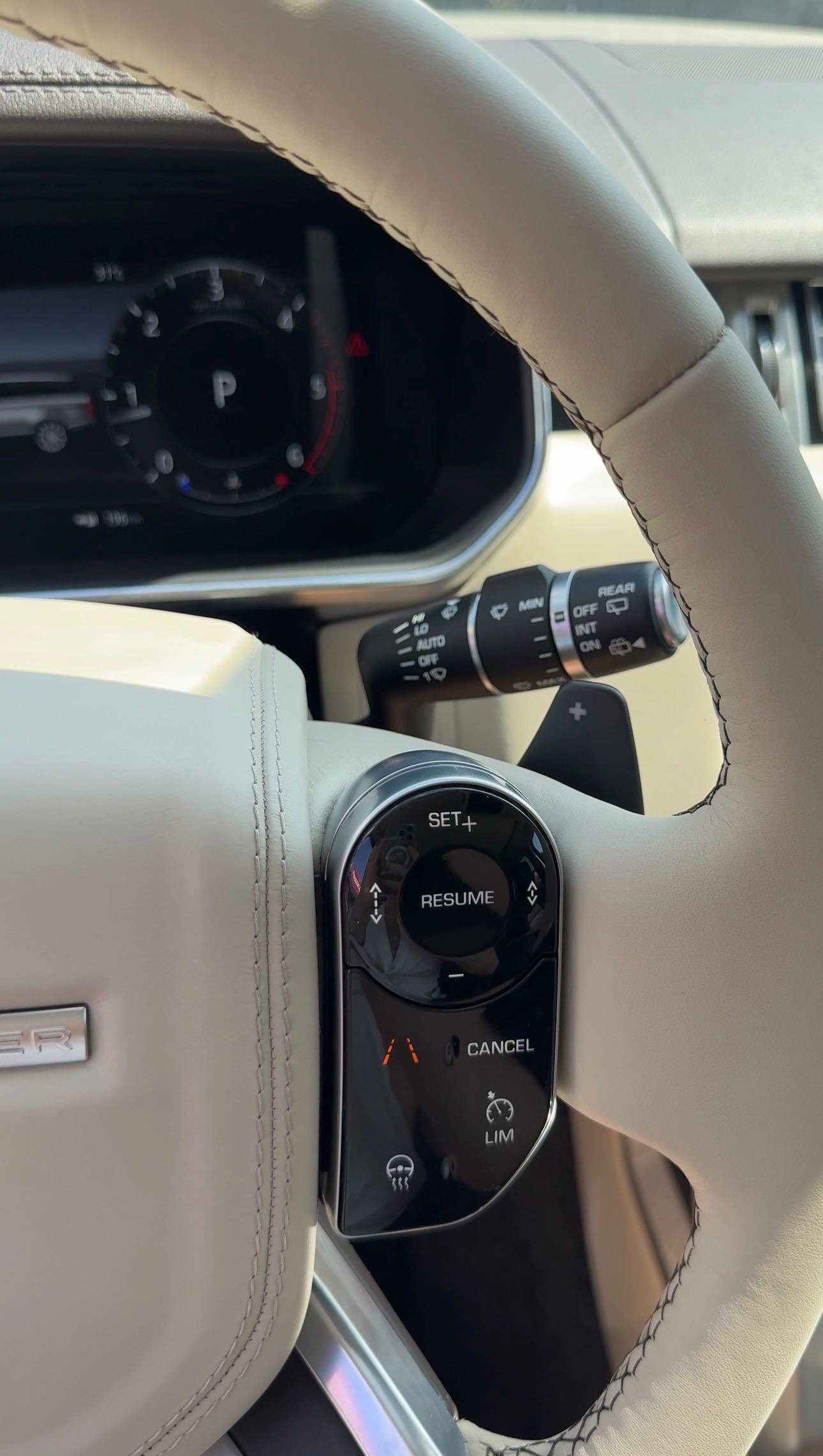 Land Rover Range Rover 11