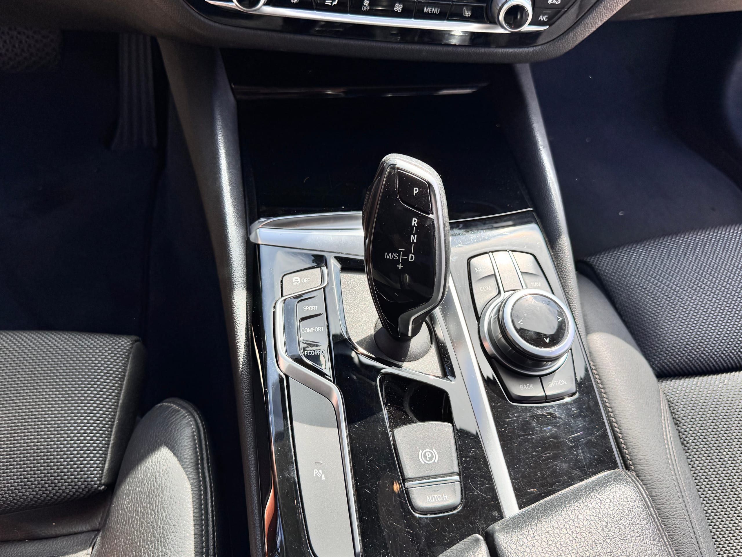 BMW 530d luxury line 14
