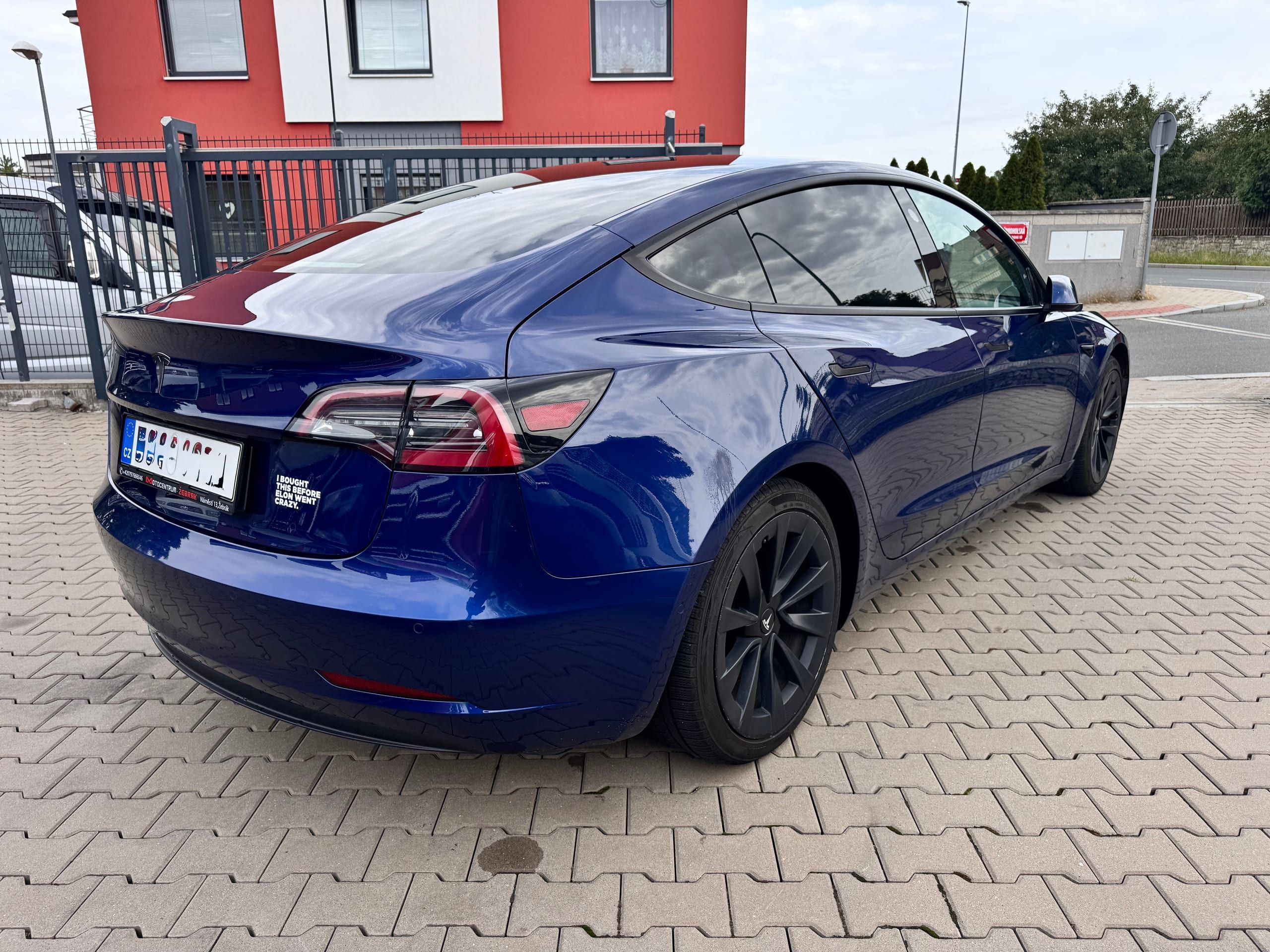 Tesla Model 3 Long Range 5
