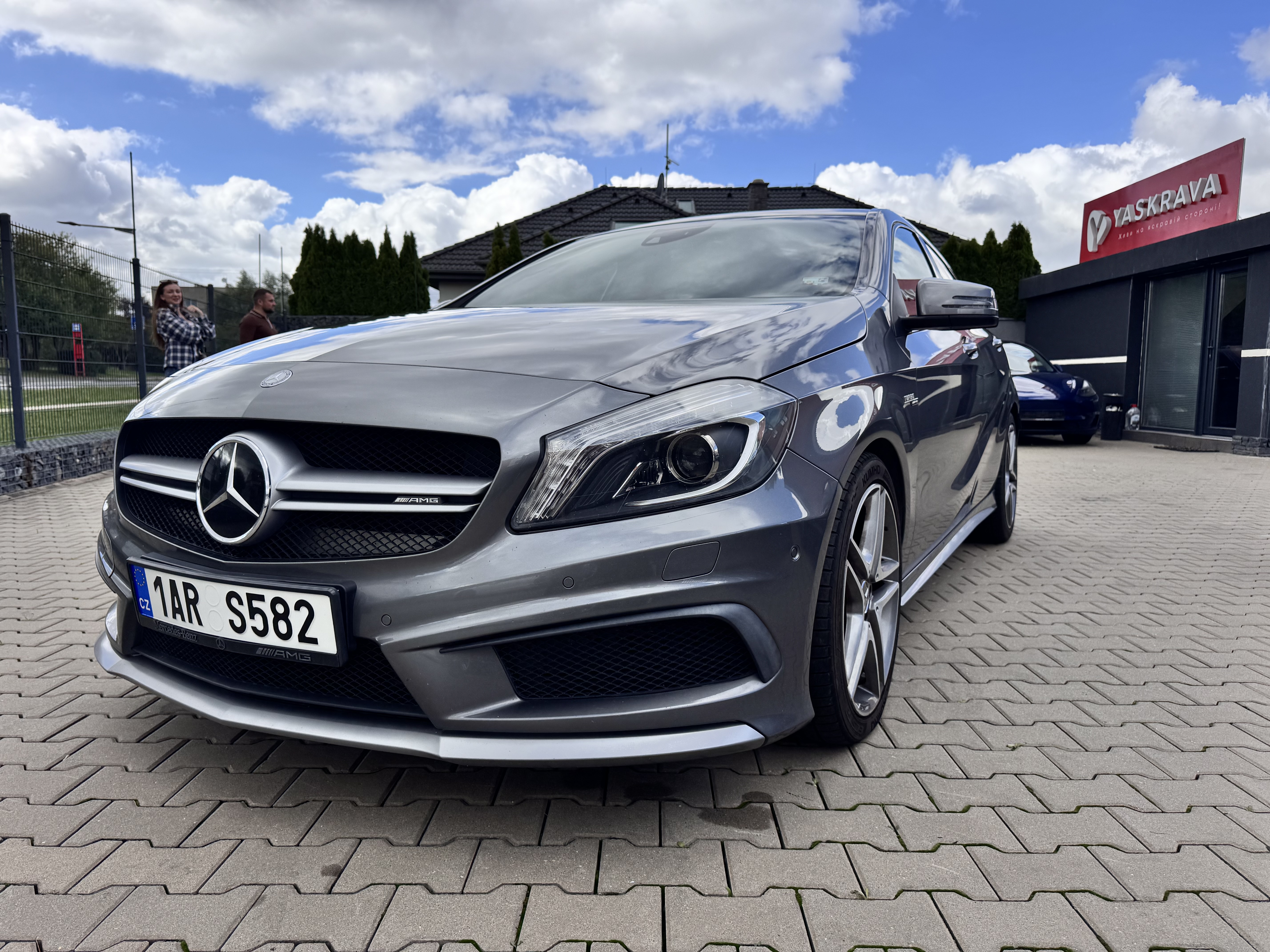 Mercedes-Benz A45 AMG 2