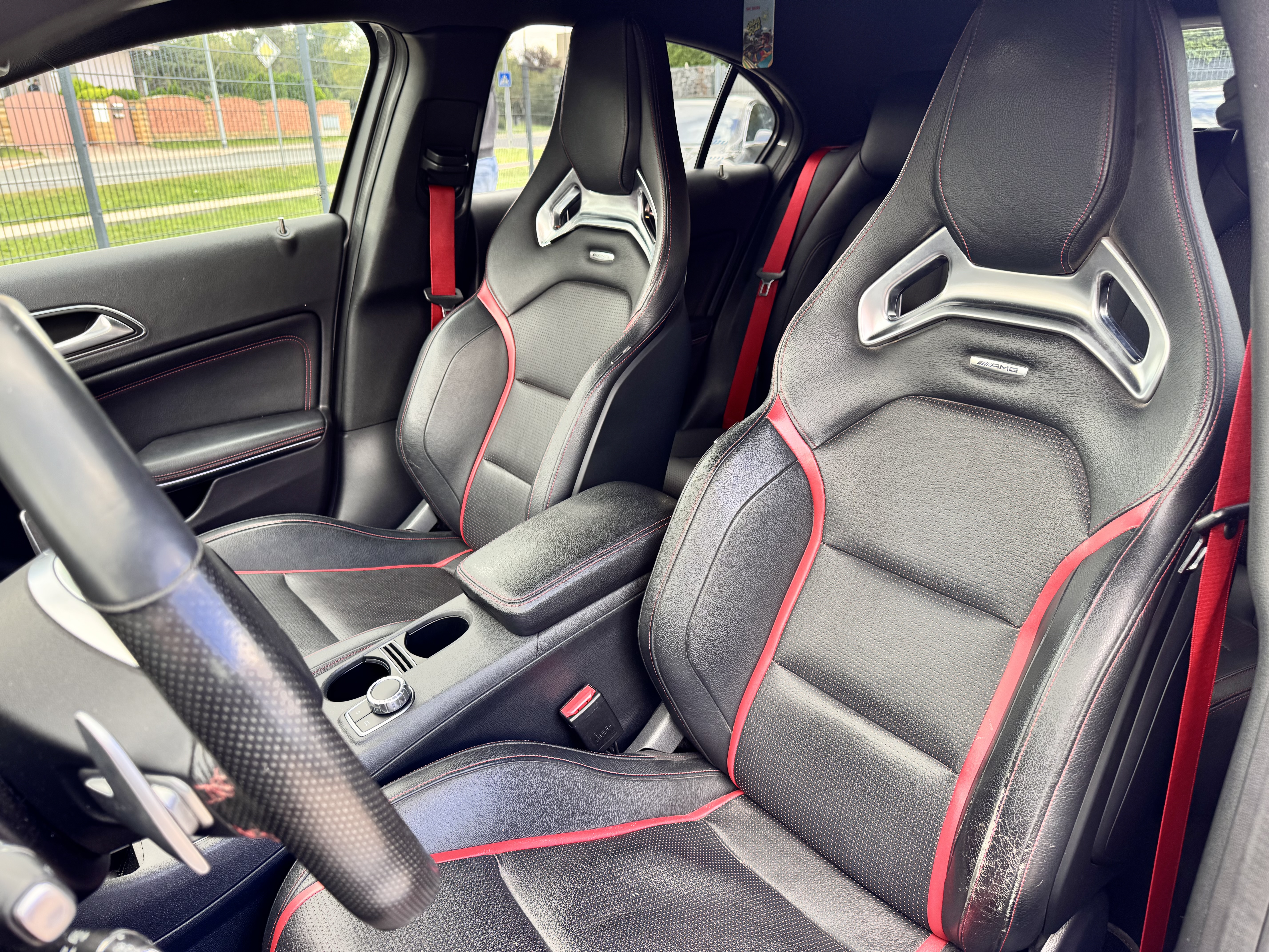 Mercedes-Benz A45 AMG 8