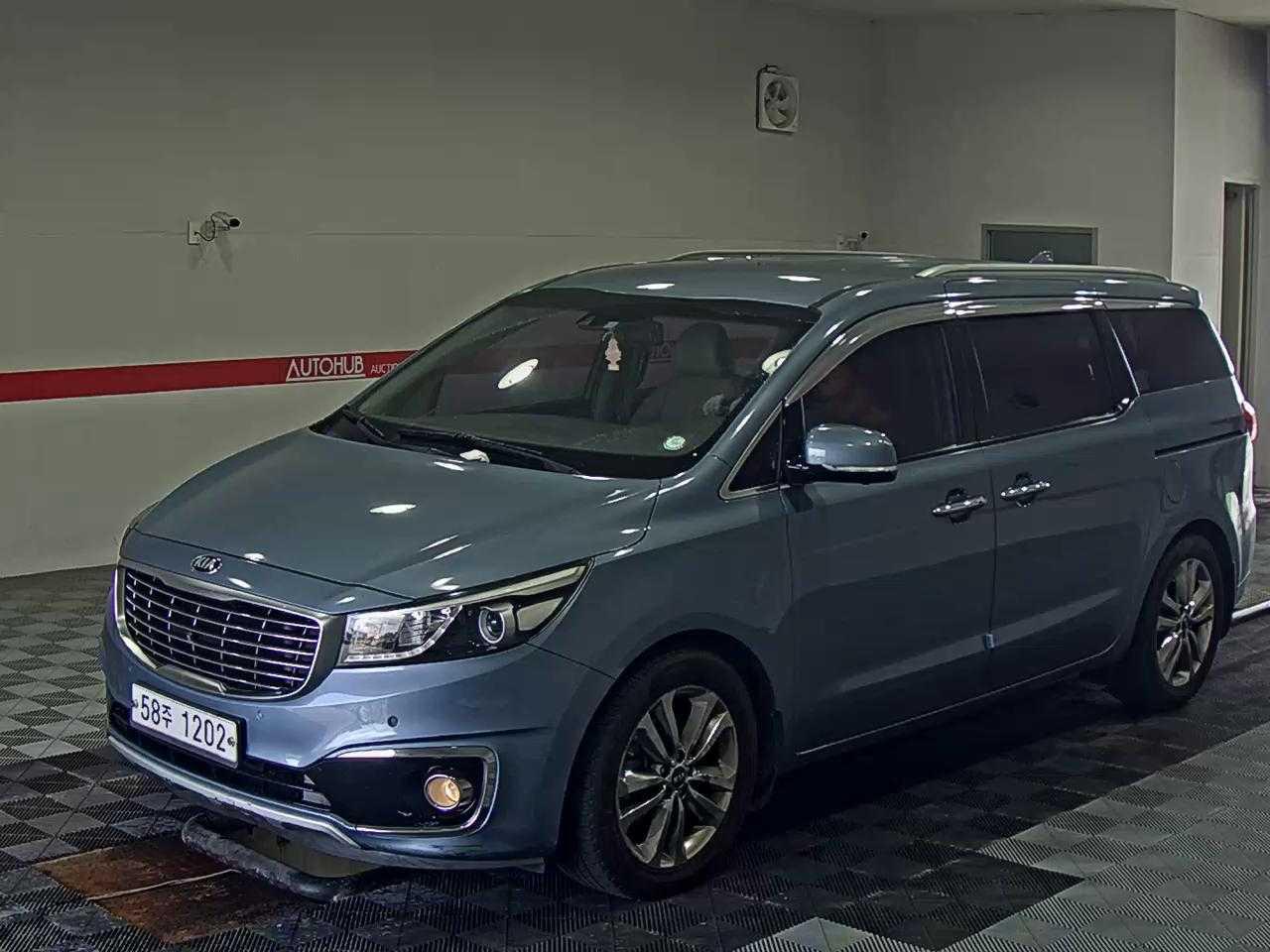 Kia Carnival 2.2 CRDi