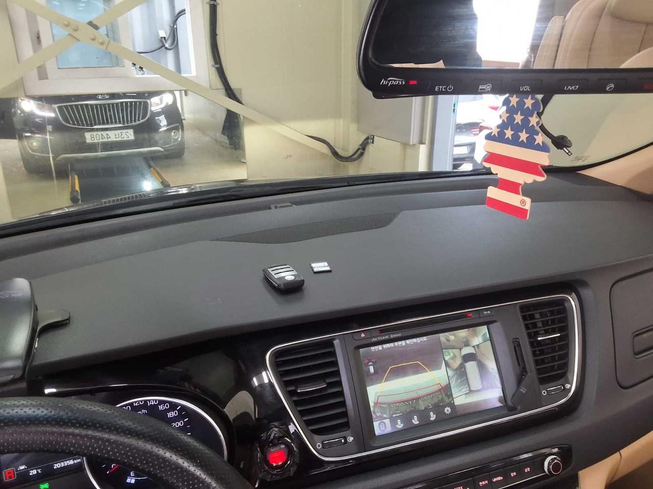 Kia Carnival 2.2 CRDi 7