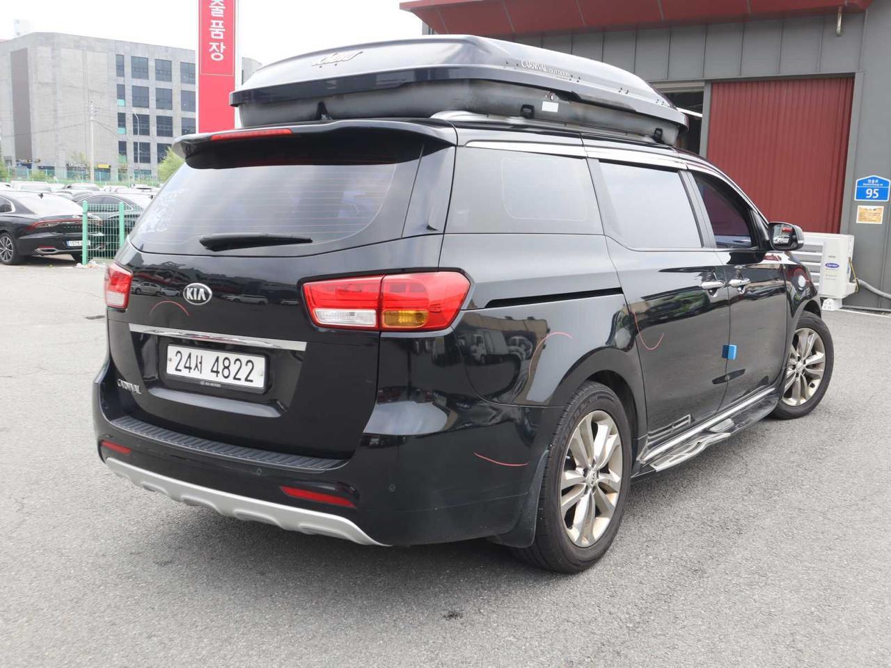 Kia Carnival 2.2 CRDi