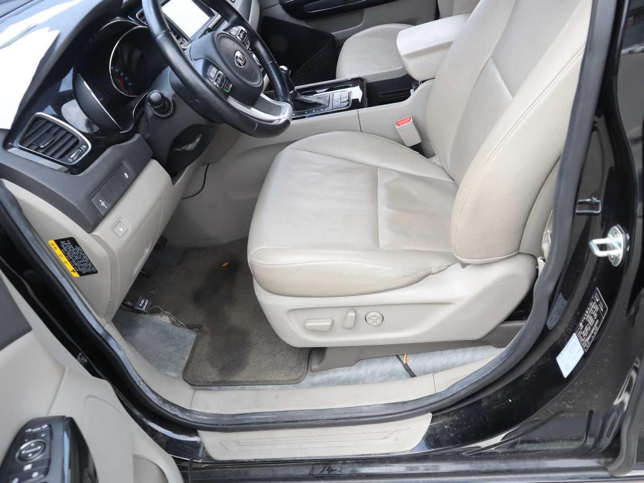 Kia Carnival 2.2 CRDi 6