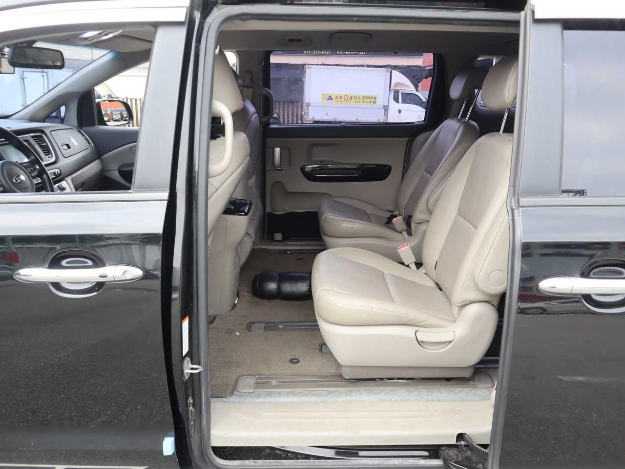 Kia Carnival 2.2 CRDi 7