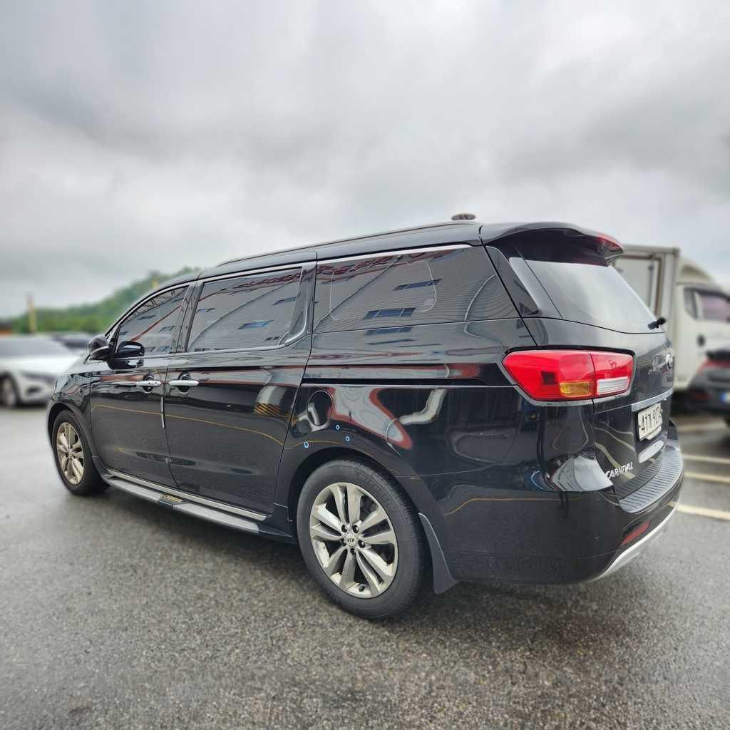 Kia Carnival 2.2 CRDi 2