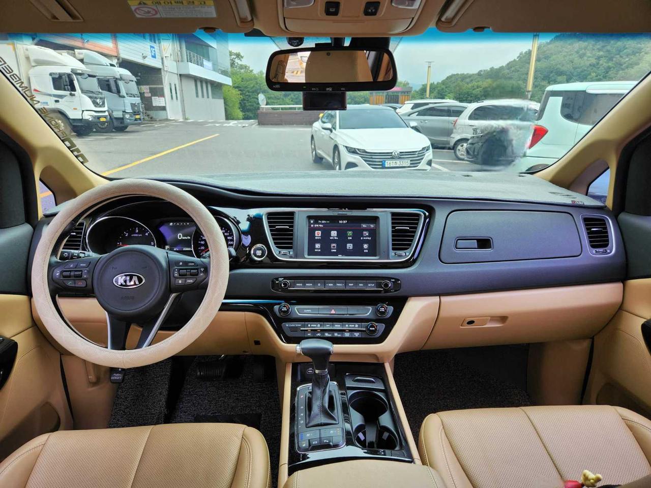 Kia Carnival 2.2 CRDi 6