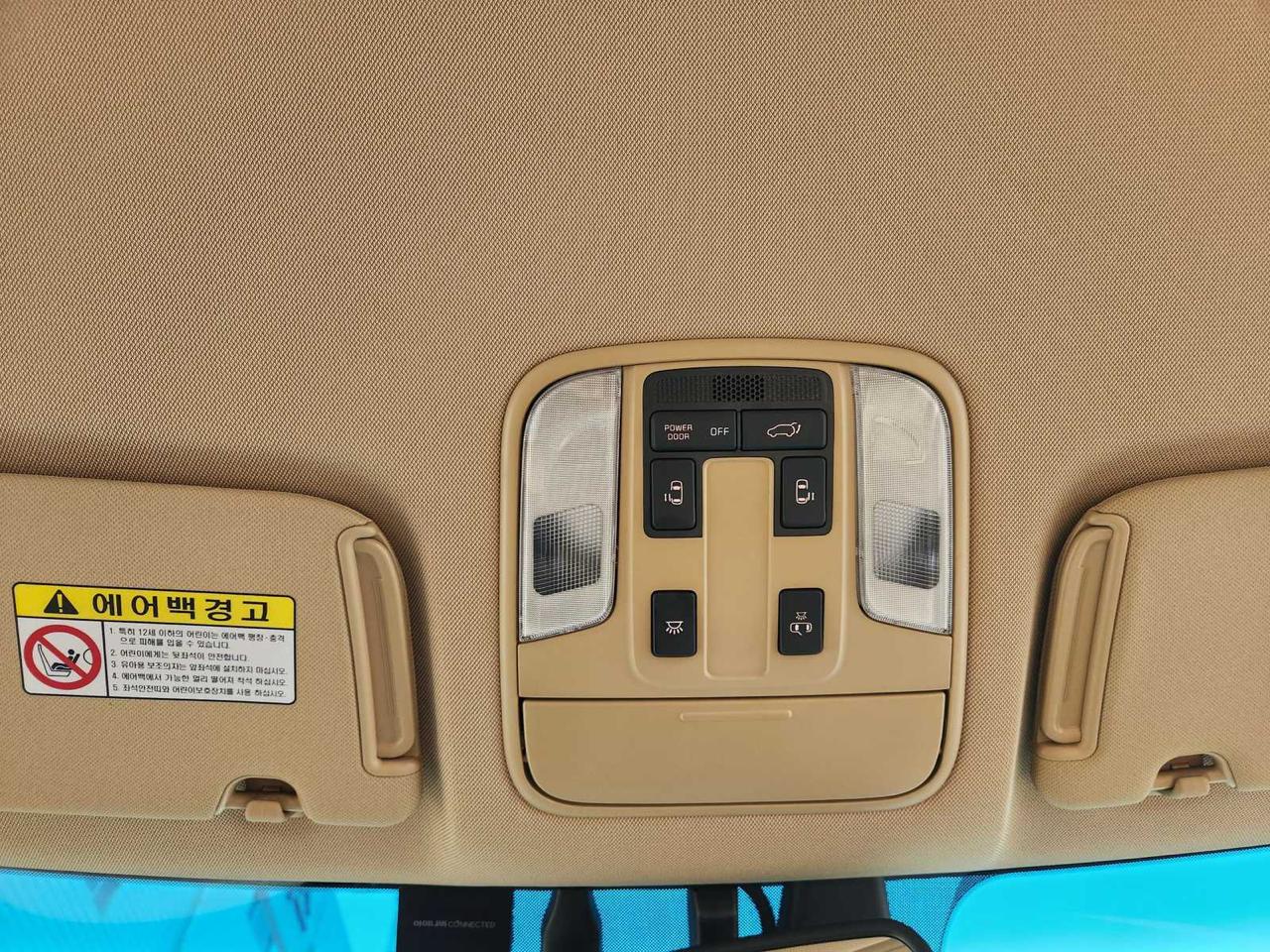 Kia Carnival 2.2 CRDi 9