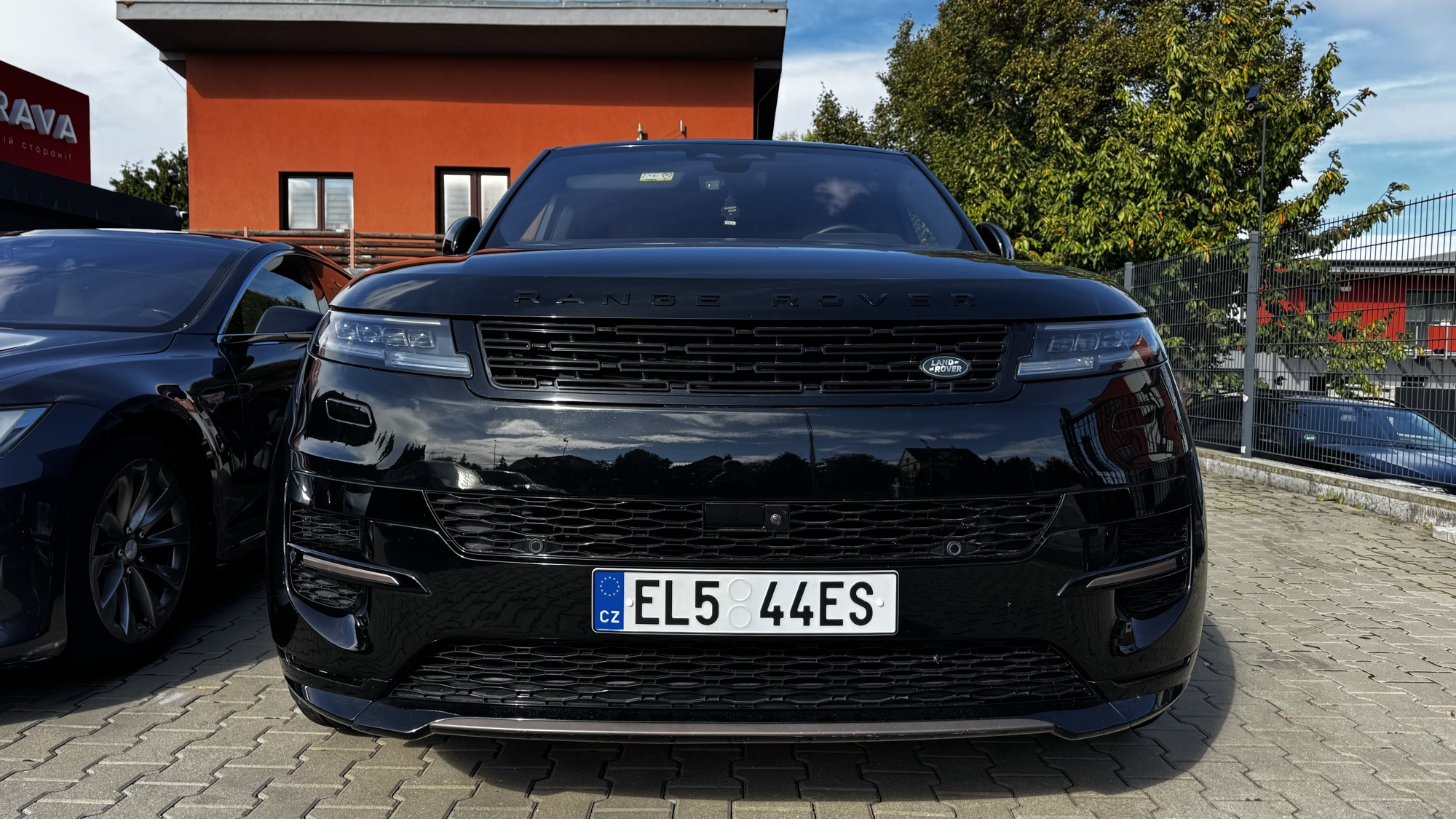 Land Rover Range Rover Sport P460e HSE 2