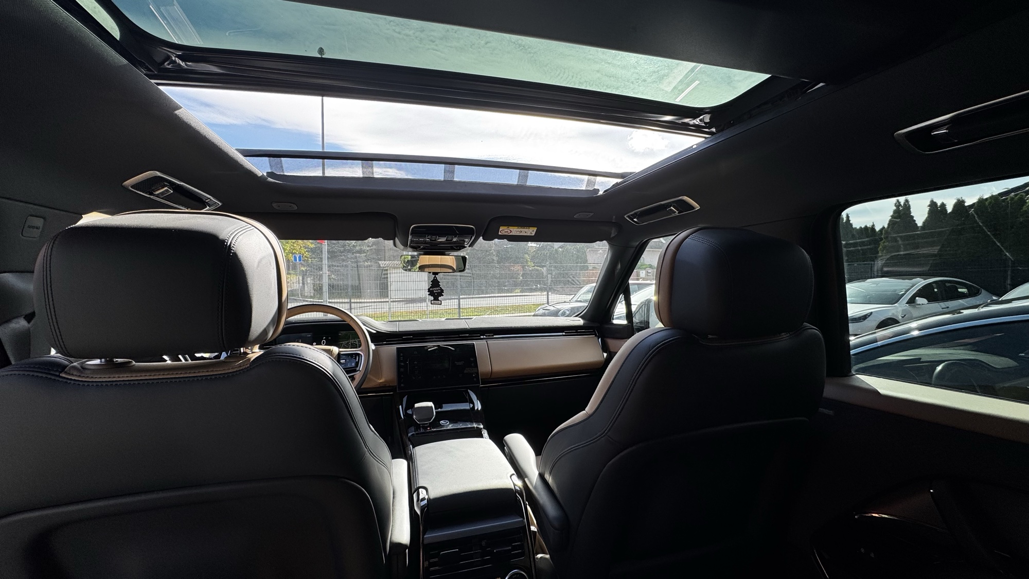 Land Rover Range Rover Sport P460e HSE 31