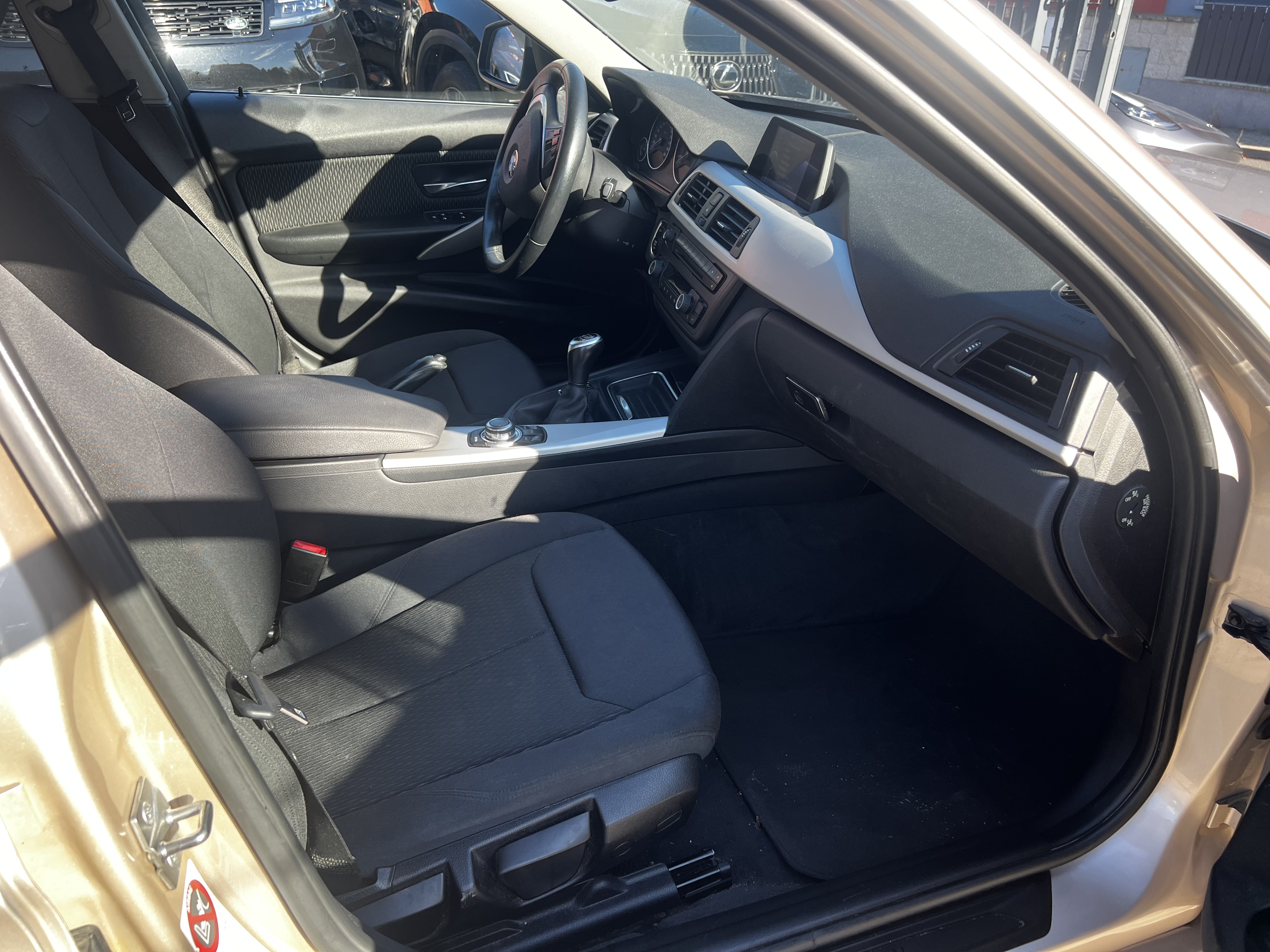 BMW 320d EfficientDynamics 5