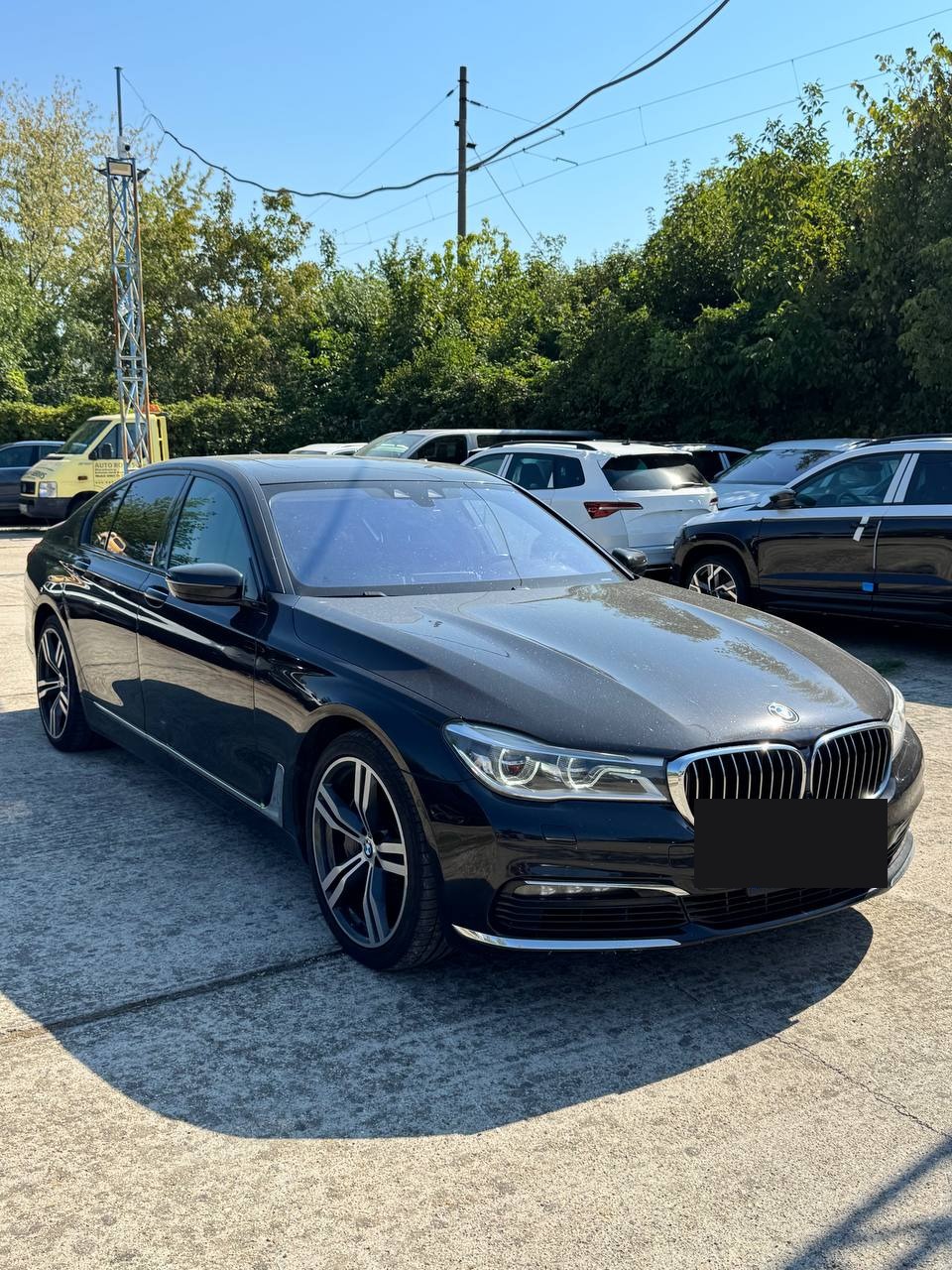 BMW 750i Individual M Sport 2017